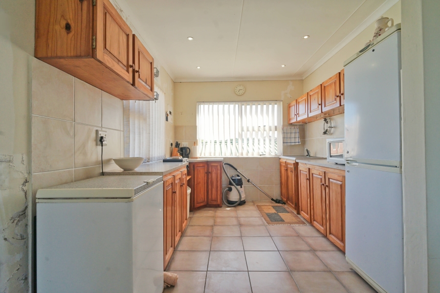 5 Bedroom Property for Sale in Seavale Eastern Cape